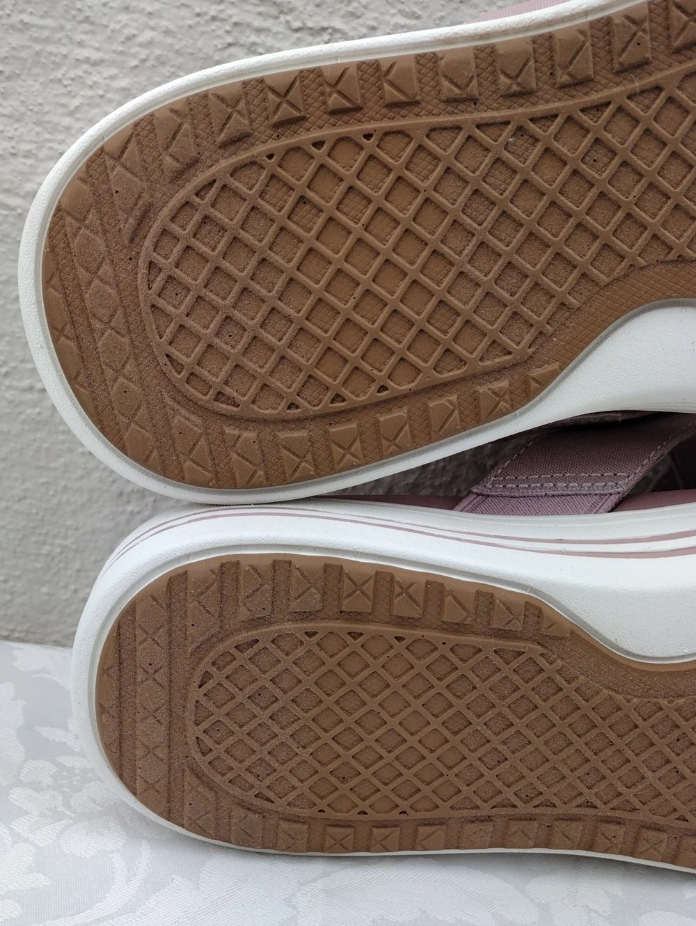 Skechers Arch Fit Daylily Mauve Canvas Crossband Open Toe Mid Sole Arcade Sandal